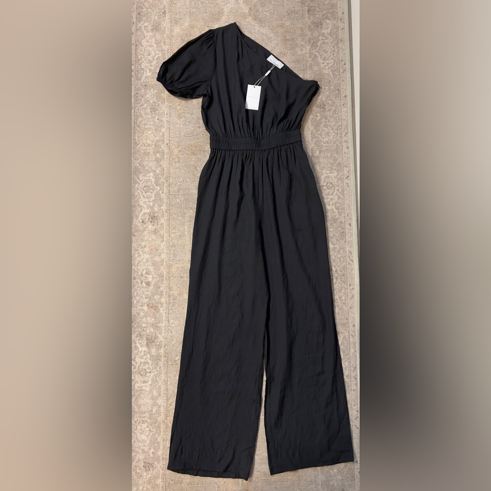 NWT MVN THE LABEL Black One-Shoulder Jumpsuit